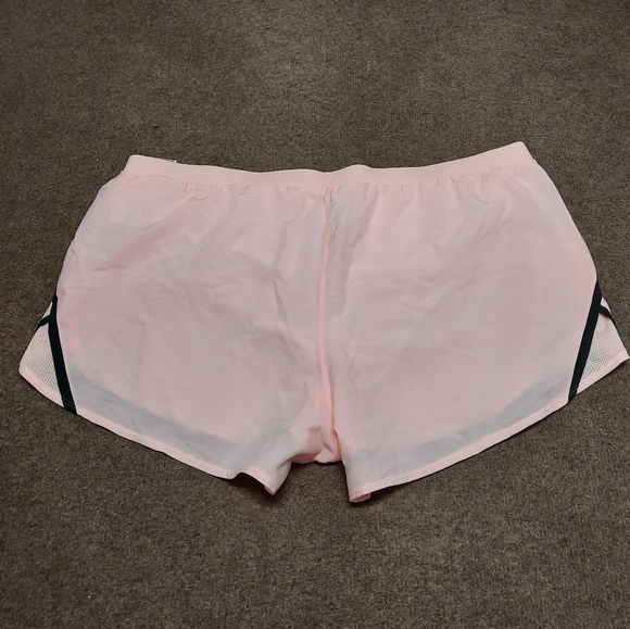 Under Armour Women's Fly By 2.0 Athletic Running Shorts Pink 3XL - Picture 3 of 9